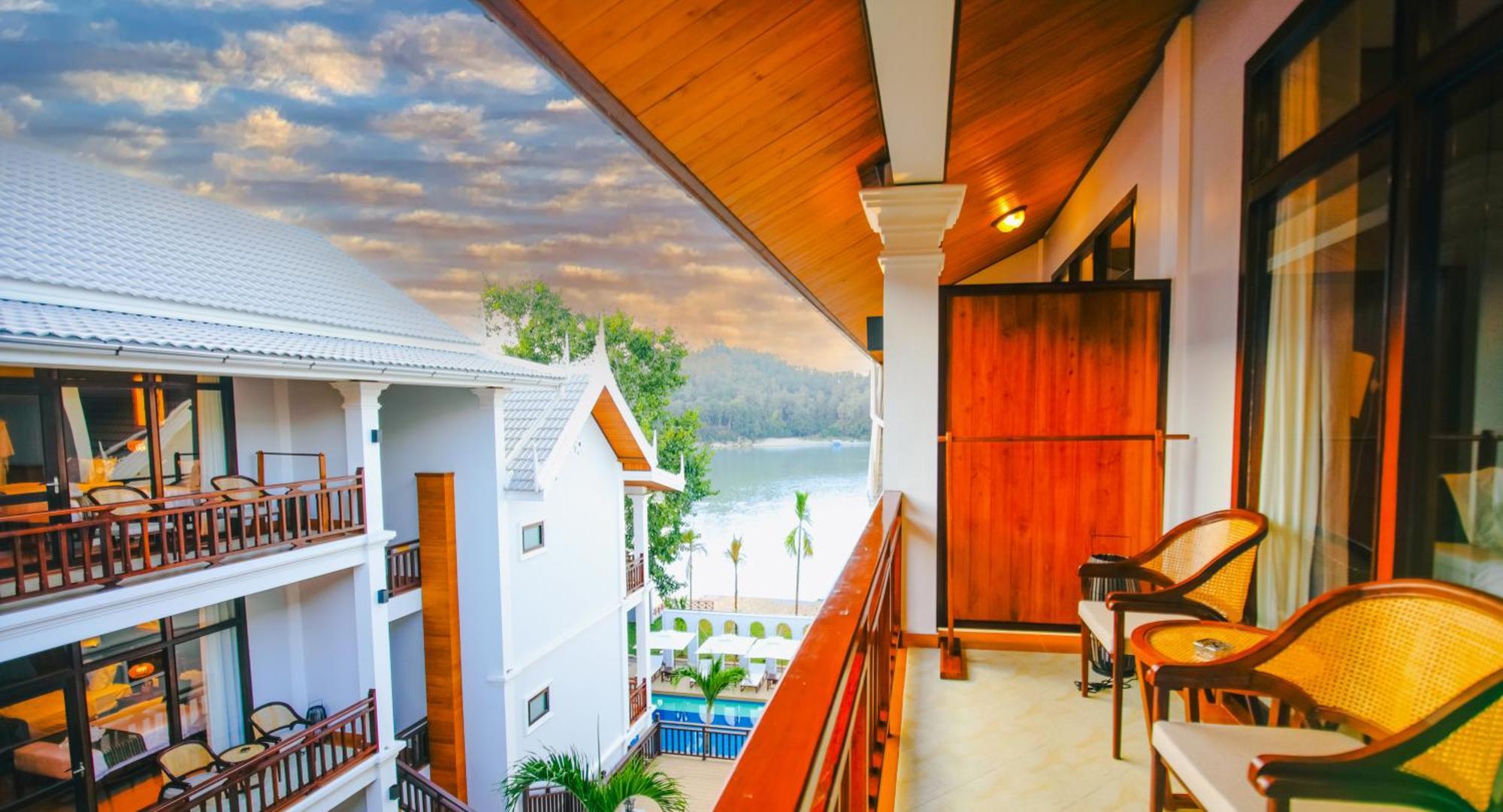 Relaxful Hotel泊岸酒店 Luang Prabang Exterior photo