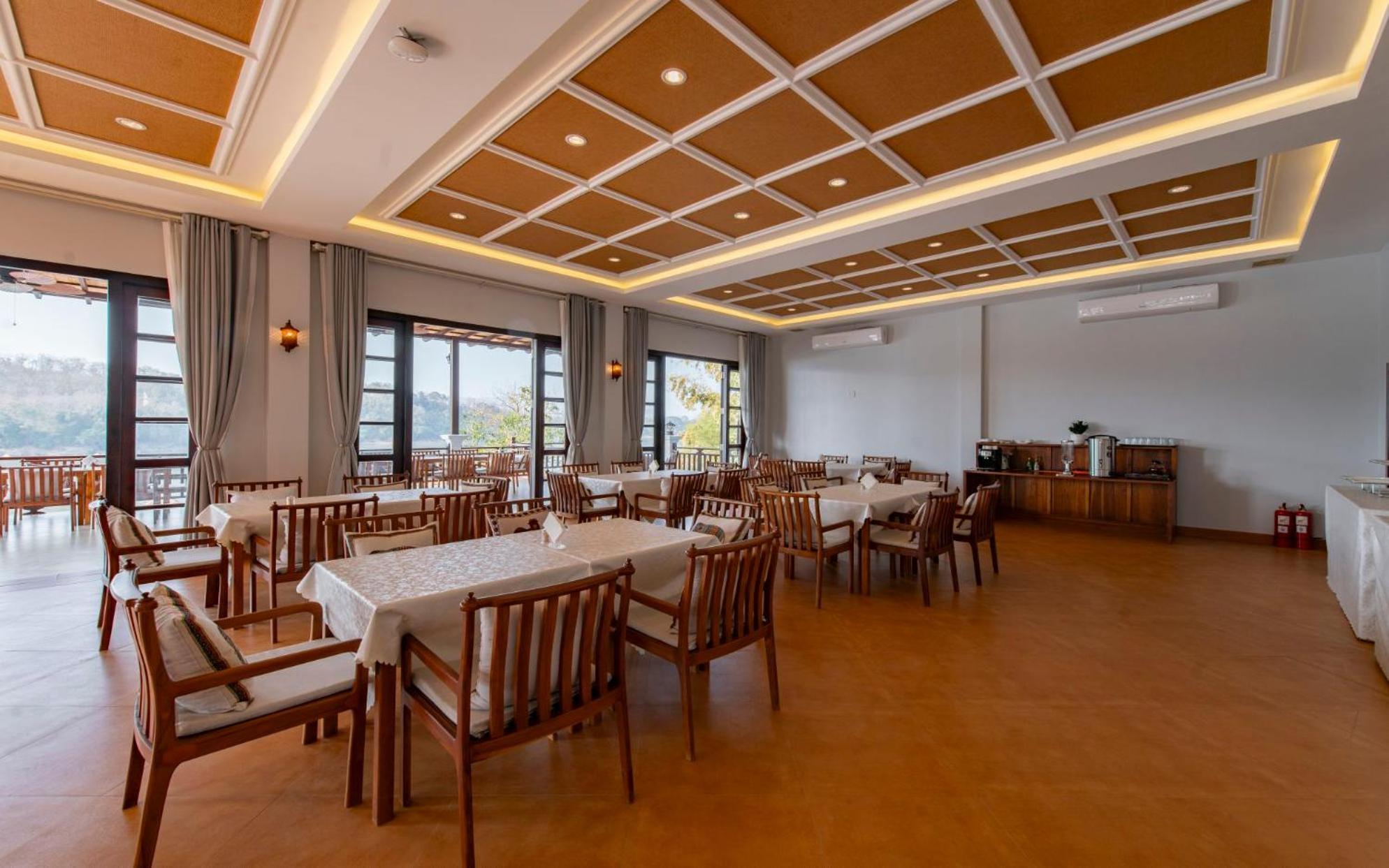 Relaxful Hotel泊岸酒店 Luang Prabang Exterior photo